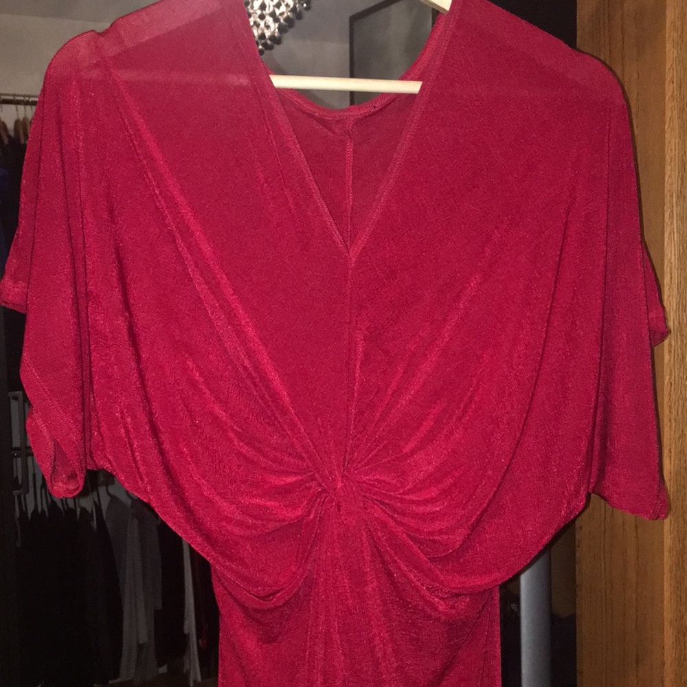 Red Dress - Picture 5 of 8